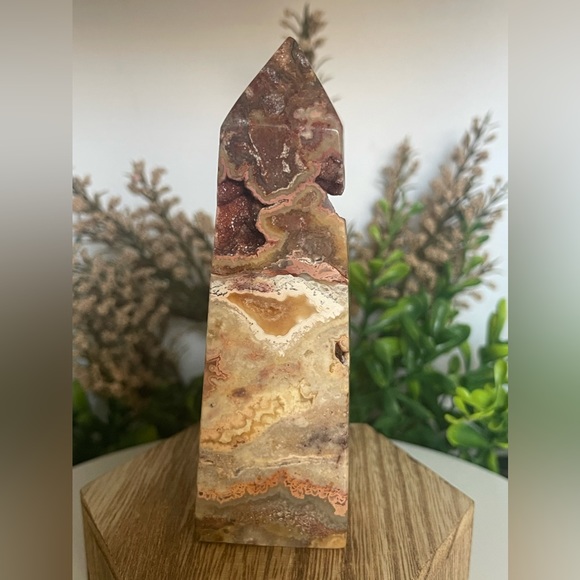 Crazy Lace Tower  4.5” - Picture 5 of 9